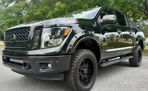 2019 Nissan Titan SV