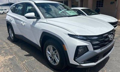 2026 Hyundai Tucson SE