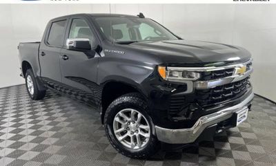 2023 Chevrolet Silverado LT