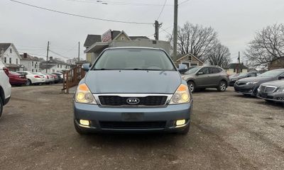 2012 Kia Sedona GLS