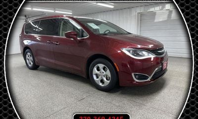 2018 Chrysler Pacifica Touring Plus