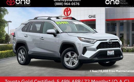 2025 Toyota RAV4 XLE
