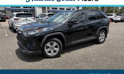 2019 Toyota RAV4 XLE Premium Canada