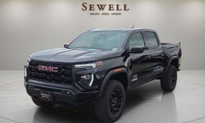 2026 GMC Canyon Elevation
