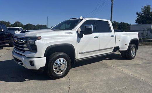 2025 Chevrolet Silverado HD High Country