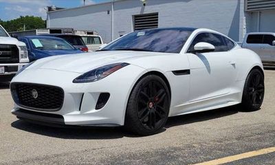 2017 Jaguar F-Type R