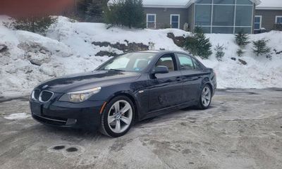 2010 BMW 528I I