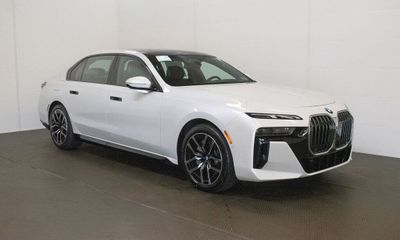 2026 BMW 740I xDrive