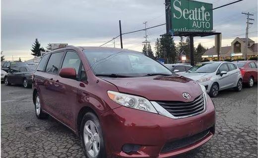 2014 Toyota Sienna LE