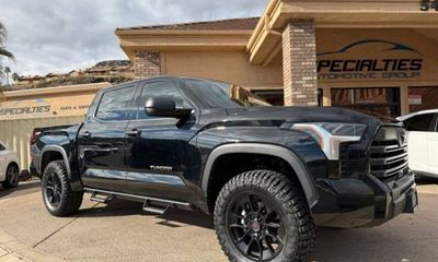 2023 Toyota Tundra SR5