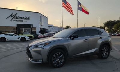 2015 Lexus NX 200T Luxury