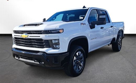 2025 Chevrolet Silverado HD Custom