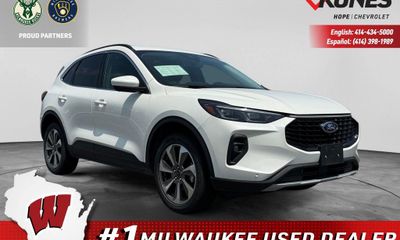 2024 Ford Escape Platinum