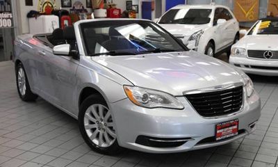 2011 Chrysler 200 Limited Touring Convertible