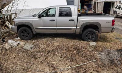 2008 Dodge Dakota Sport