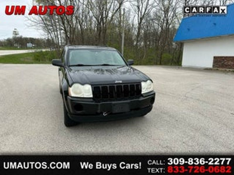 2008 Jeep Grand Cherokee — a typically priced live listing