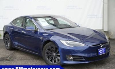 2020 Tesla Model S Performance