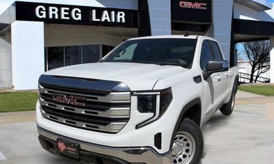 2026 GMC Sierra SLE