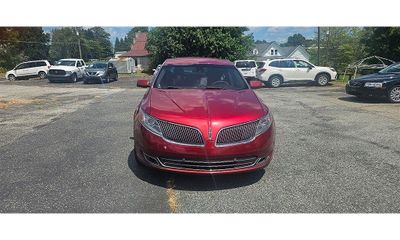 2014 Lincoln MKS Base