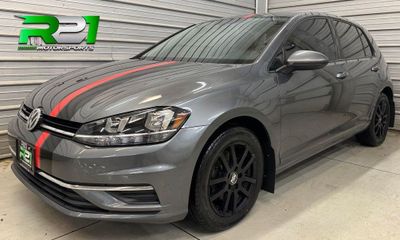2019 Volkswagen Golf S SE