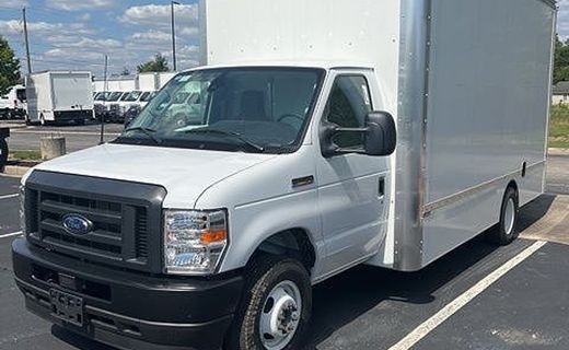 2025 Ford E-450 Super Duty
