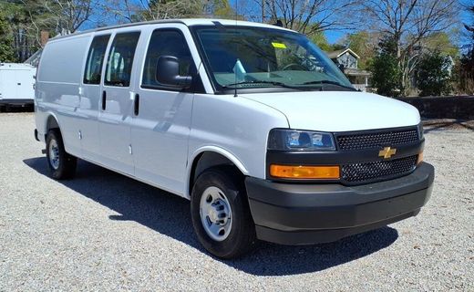 2026 Chevrolet Express EXT