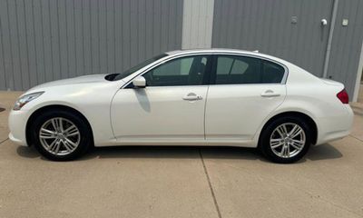 2013 Infiniti G37 Base