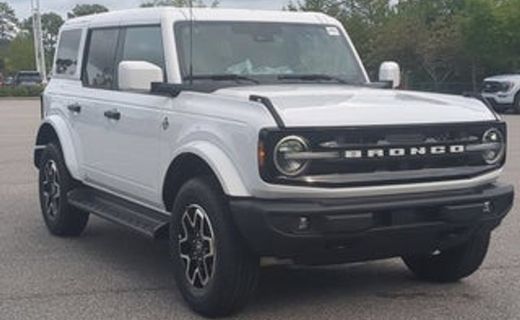 2026 Ford Bronco Base