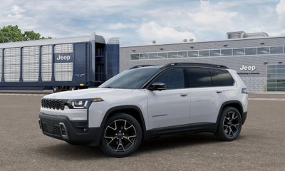 2026 Jeep Cherokee Overland
