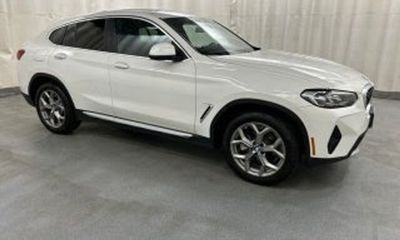 2025 BMW X4 xDrive 30i