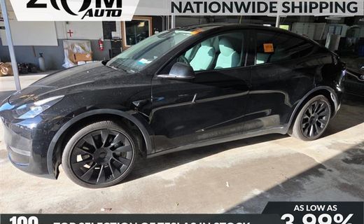 2024 Tesla Model Y Long Range