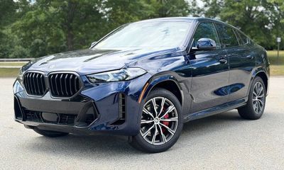 2026 BMW X6 XDRIVE40I