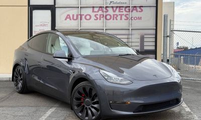 2023 Tesla Model Y Performance