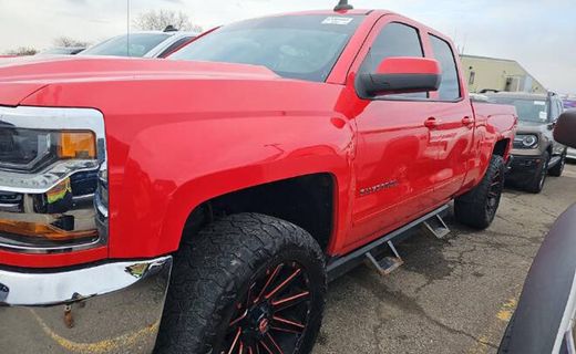 2018 Chevrolet Silverado LT