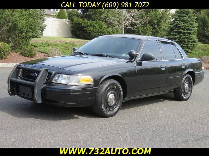 2005 Ford Crown Victoria — a typically priced live listing