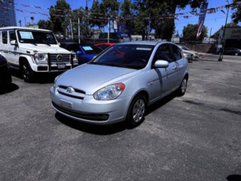 2011 Hyundai Accent — a typically priced live listing