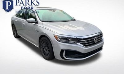 2020 Volkswagen Passat R Line