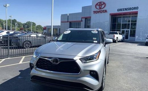 2024 Toyota Highlander XLE