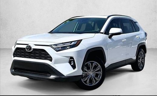 2025 Toyota RAV4 XLE Premium