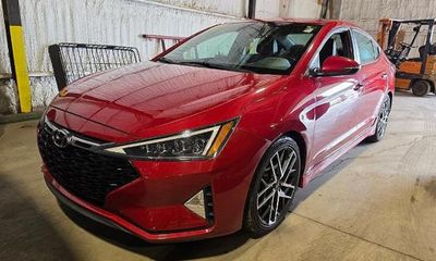 2020 Hyundai Elantra Sport