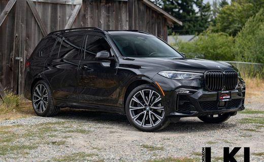 2021 BMW X7 M50I