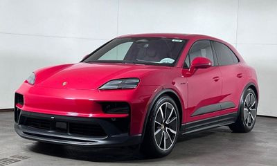 2026 Porsche Macan GTS Electric