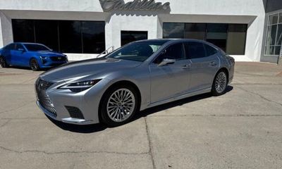 2024 Lexus LS 500 Core