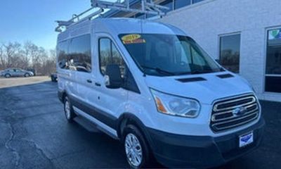 2019 Ford Transit 150 XLT Medium