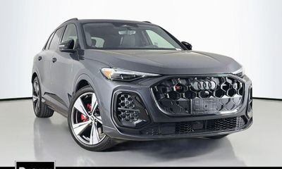 2026 Audi SQ5 Quattro Premium Plus