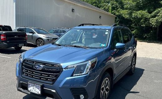 2024 Subaru Forester Premium