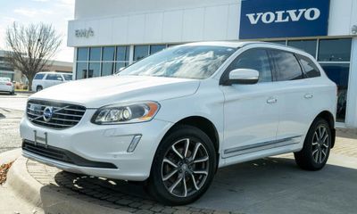 2016 Volvo XC60 T6 Drive E