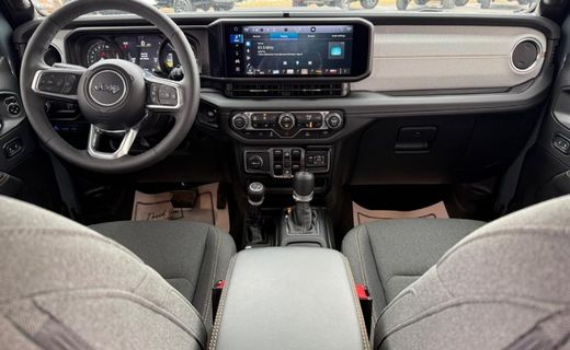2025 Jeep Wrangler Sahara 4XE