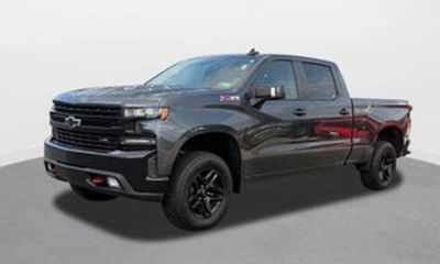 2023 Chevrolet Silverado RST