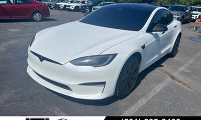 2023 Tesla Model S Standard Range